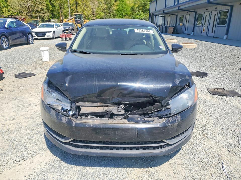 49285166 :رقم المزاد ، 1VWBH7A38CC072616 vin ، 2012 Volkswagen Passat مزاد بيع