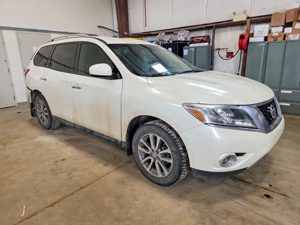 48592916 :رقم المزاد ، 5N1AR2MM1GC627409 vin ، 2016 Nissan Pathfinder مزاد بيع