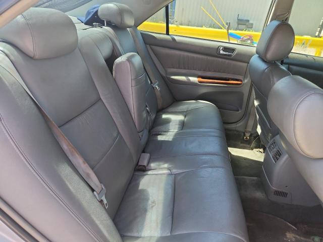 49714376 :رقم المزاد ، 4T1BF30K33U055383 vin ، 2003 Toyota Camry مزاد بيع