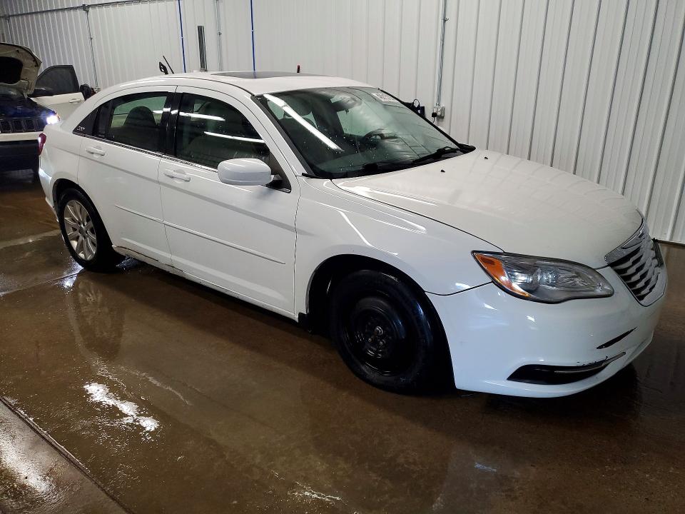 2013 Chrysler 200 მანქანა იყიდება აუქციონზე, vin: 1C3CCBBG0DN731843, აუქციონის ნომერი: 48915726
