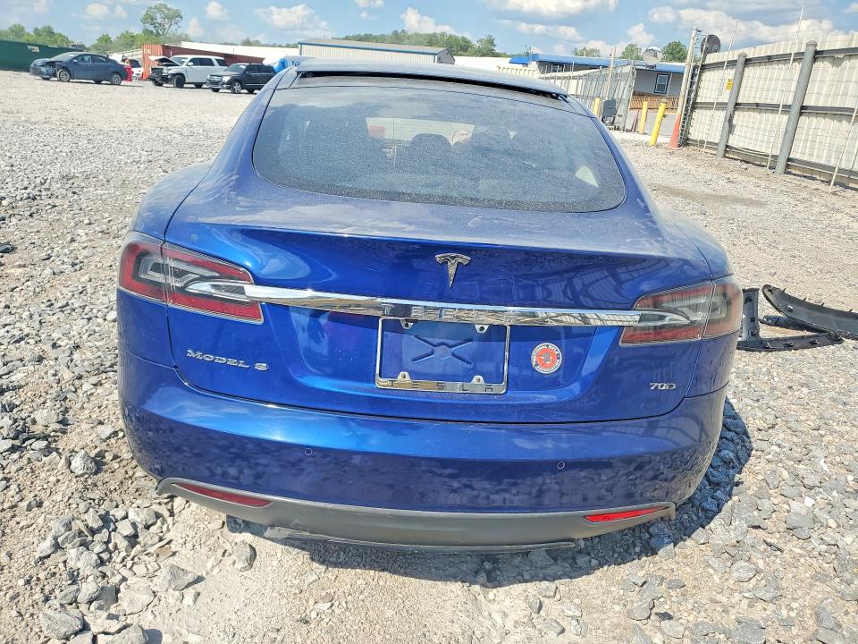 50713446 :رقم المزاد ، 5YJSA1E23FF106586 vin ، 2015 Tesla Model S مزاد بيع