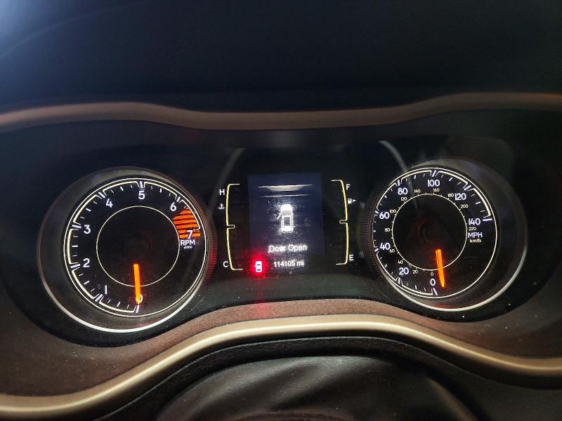 51162446 :رقم المزاد ، 1C4PJLABXHW669205 vin ، 2017 Jeep Cherokee مزاد بيع