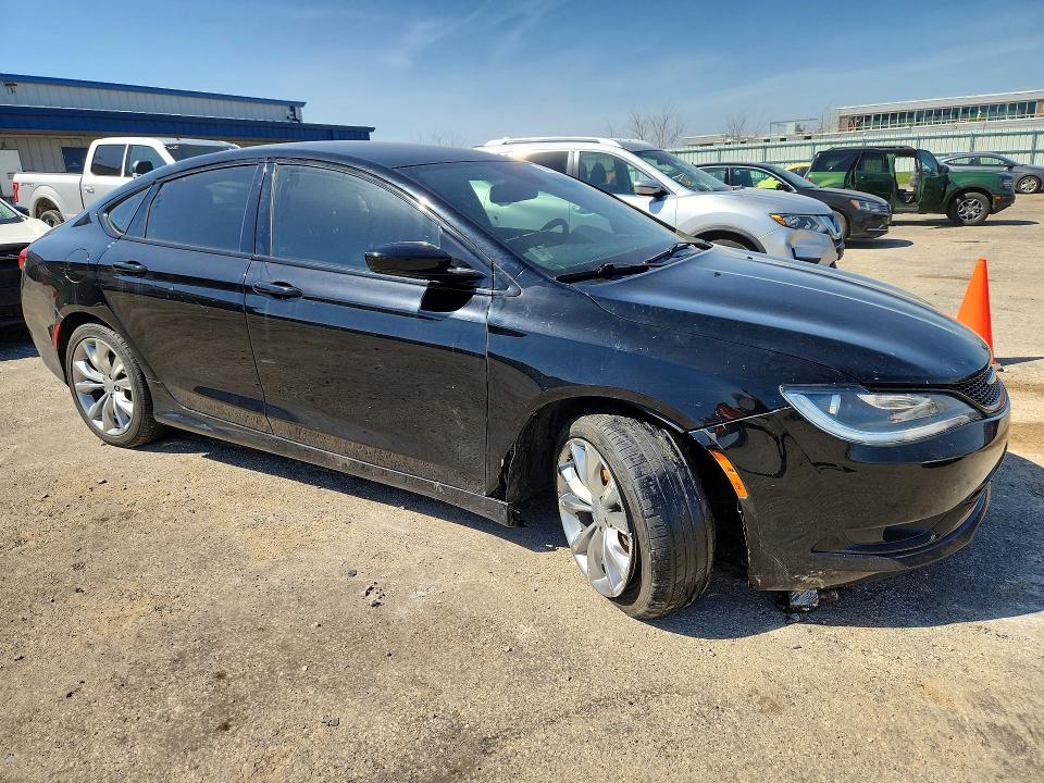 2016 Chrysler 200 მანქანა იყიდება აუქციონზე, vin: 1C3CCCDG4GN114632, აუქციონის ნომერი: 50686276