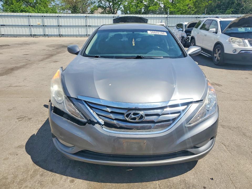 50669166 :رقم المزاد ، 5NPEC4AC3DH635803 vin ، 2013 Hyundai Sonata مزاد بيع