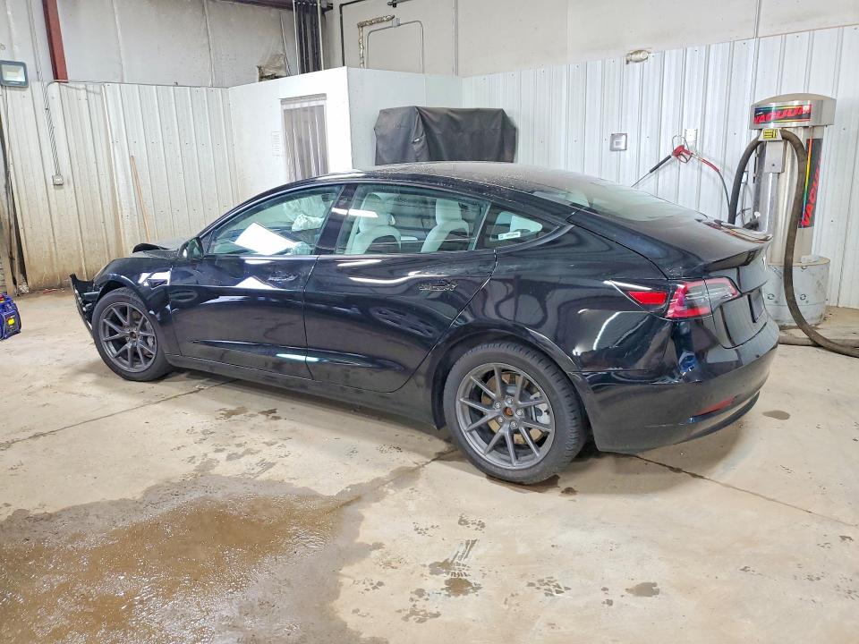 48486056 :رقم المزاد ، 5YJ3E1EB9NF204822 vin ، 2022 Tesla Model 3 مزاد بيع