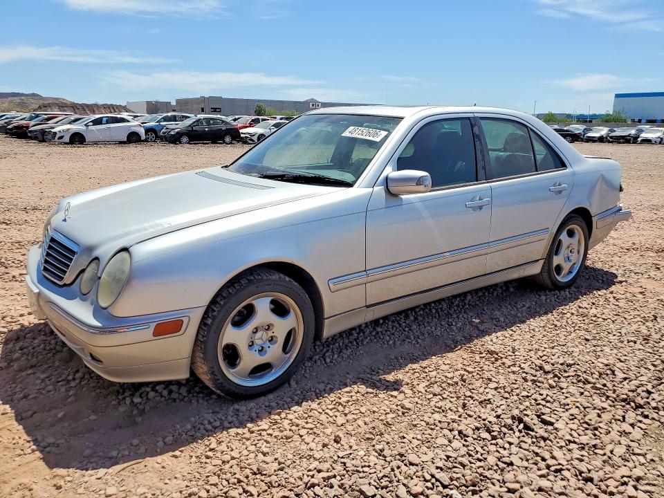 2001 Mercedes-benz E მანქანა იყიდება აუქციონზე, vin: WDBJF83J41X051899, აუქციონის ნომერი: 48152606