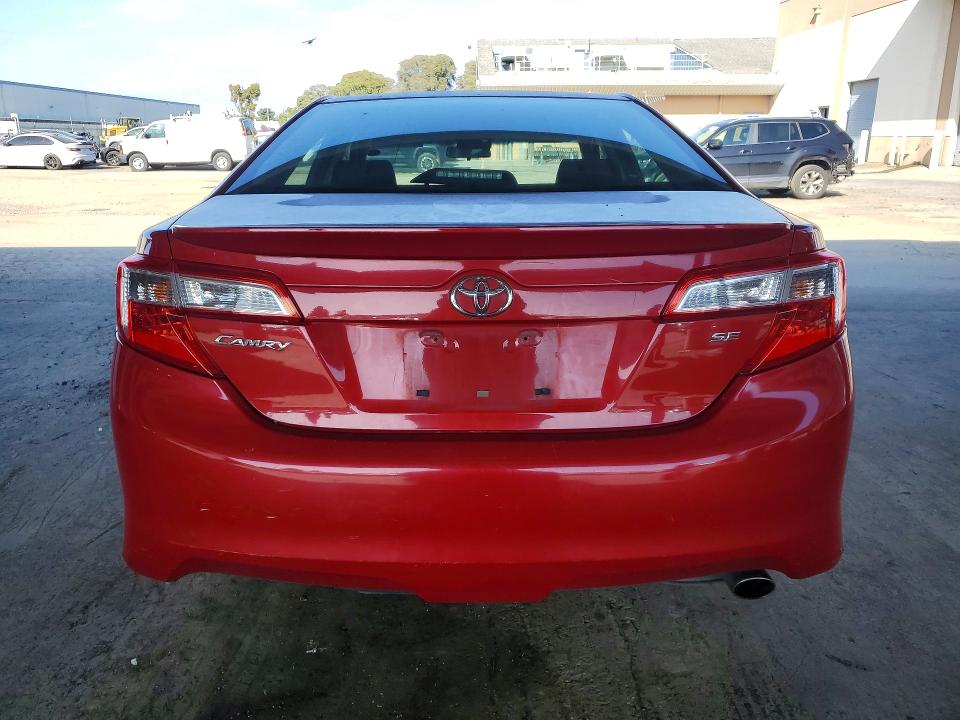 2013 Toyota Camry მანქანა იყიდება აუქციონზე, vin: 4T1BF1FK7DU693472, აუქციონის ნომერი: 51667386