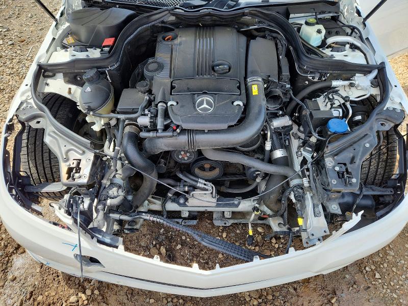 2014 Mercedes-benz C მანქანა იყიდება აუქციონზე, vin: WDDGF4HB0EG206126, აუქციონის ნომერი: 51358106