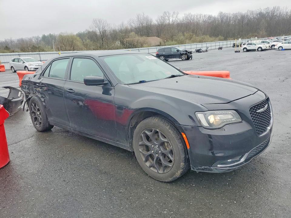 48293556 :رقم المزاد ، 2C3CCAGG7KH651495 vin ، 2019 Chrysler 300 مزاد بيع