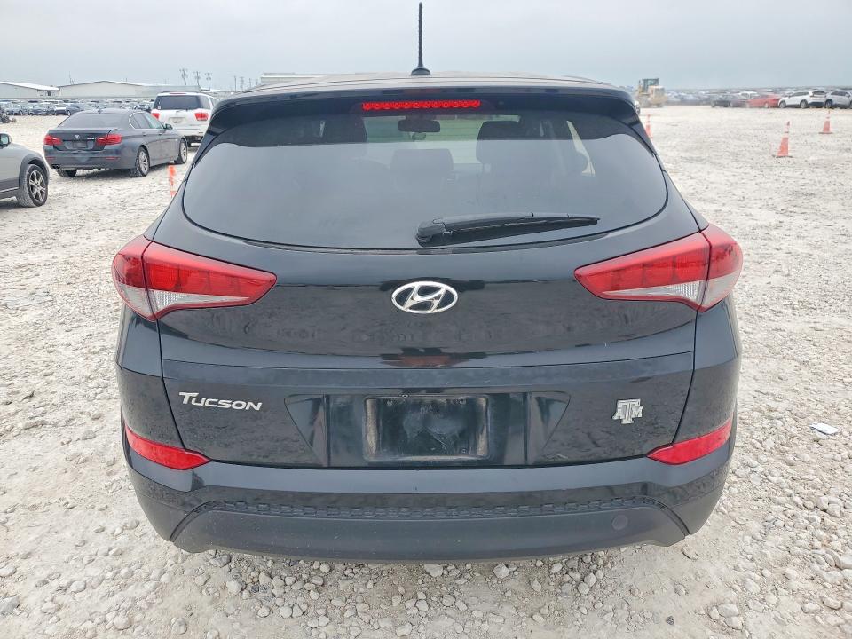 51469446 :رقم المزاد ، KM8J23A47HU306193 vin ، 2017 Hyundai Tucson مزاد بيع