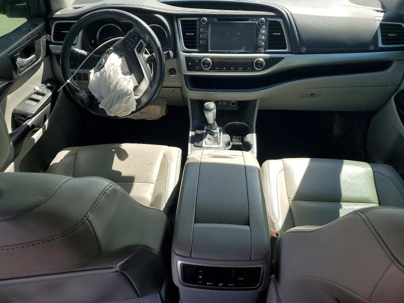 Продажа на аукционе авто 2018 Toyota Highlander, vin: 5TDJZRFH4JS883515, номер лота: 49021686