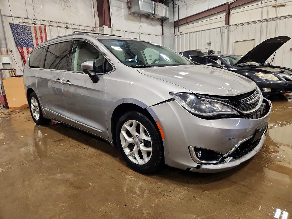 2017 Chrysler Pacifica მანქანა იყიდება აუქციონზე, vin: 2C4RC1EG5HR721443, აუქციონის ნომერი: 47993416