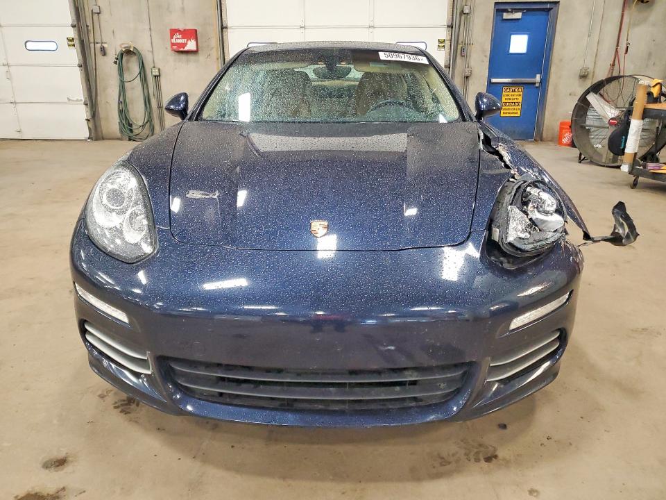 50967936 :رقم المزاد ، WP0AB2A7XGL050094 vin ، 2016 Porsche Panamera مزاد بيع