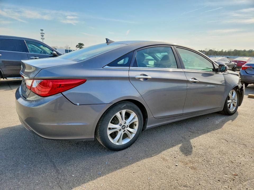 51131906 :رقم المزاد ، 5NPEC4AC0BH305503 vin ، 2011 Hyundai Sonata مزاد بيع