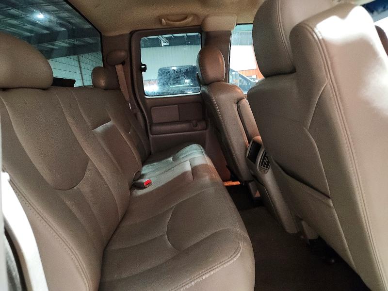 Продажа на аукционе авто 2004 Chevrolet Silverado, vin: 1GCGK29U04Z196680, номер лота: 41744376