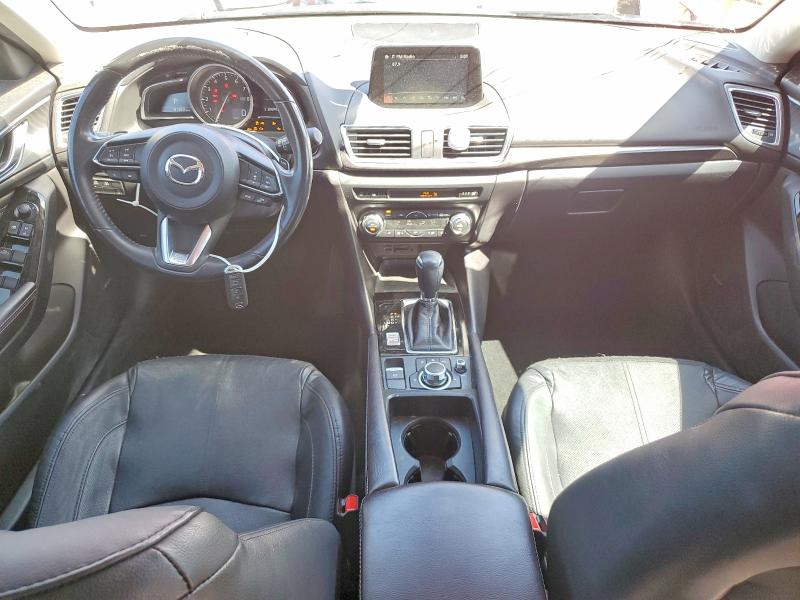 51447936 :رقم المزاد ، 3MZBN1W32HM128800 vin ، 2017 Mazda 3 مزاد بيع