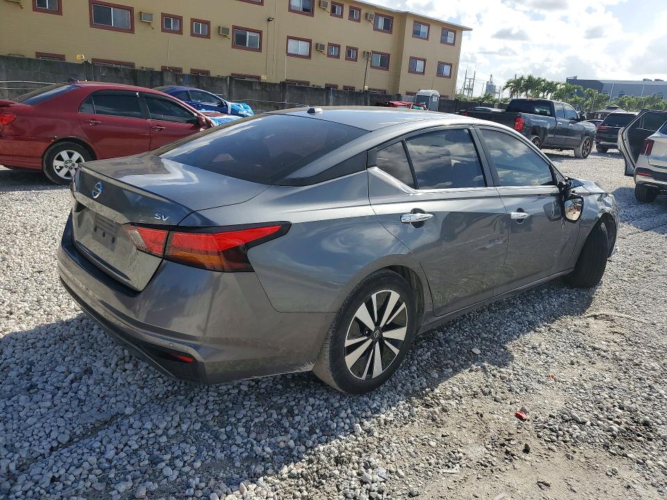 Продаж на аукціоні авто 2022 Nissan Altima, vin: 1N4BL4DV8NN317442, номер лоту: 49237446
