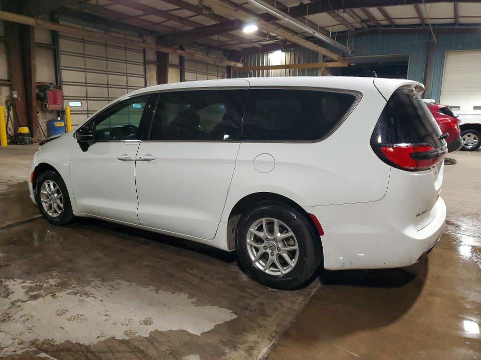 Продаж на аукціоні авто 2025 Chrysler Pacifica, vin: 2C4RC1BG2SR512656, номер лоту: 51407266
