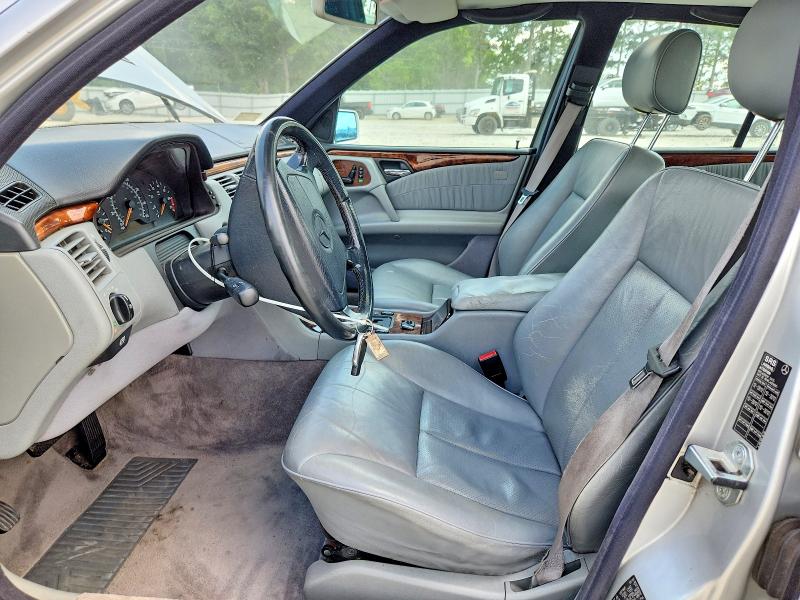 Aukcja sprzedaży 1998 Mercedes-benz E, vin: WDBJF65F9WA585469, numer aukcji: 51027346