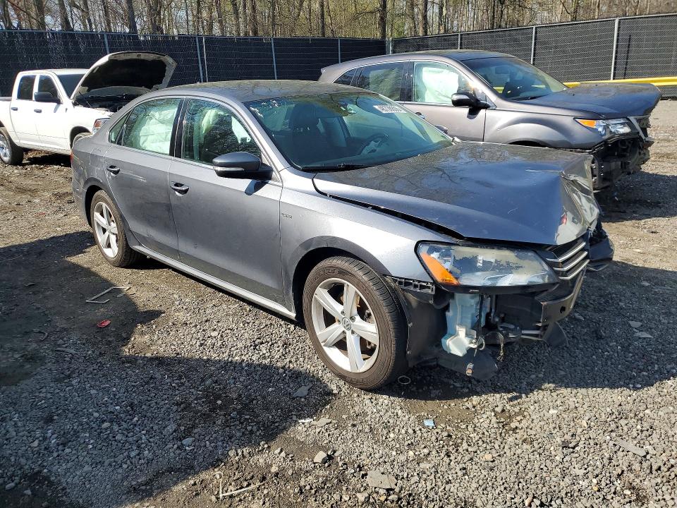 2015 Volkswagen Passat მანქანა იყიდება აუქციონზე, vin: 1VWAS7A31FC116408, აუქციონის ნომერი: 48738806