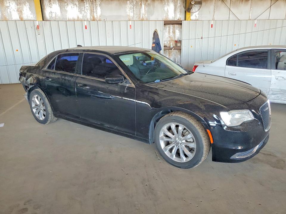 Продажа на аукционе авто 2015 Chrysler 300, vin: 2C3CCARG2FH899589, номер лота: 51212226