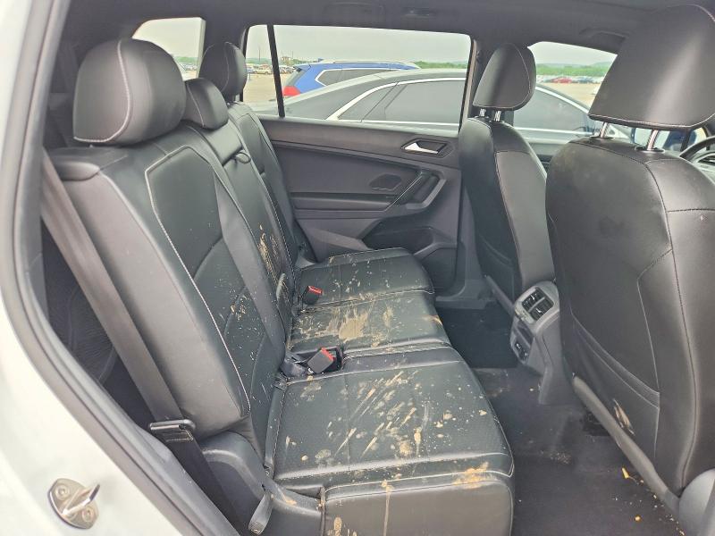 Продажа на аукционе авто 2021 Volkswagen Tiguan, vin: 3VV3B7AX7MM116750, номер лота: 50651976