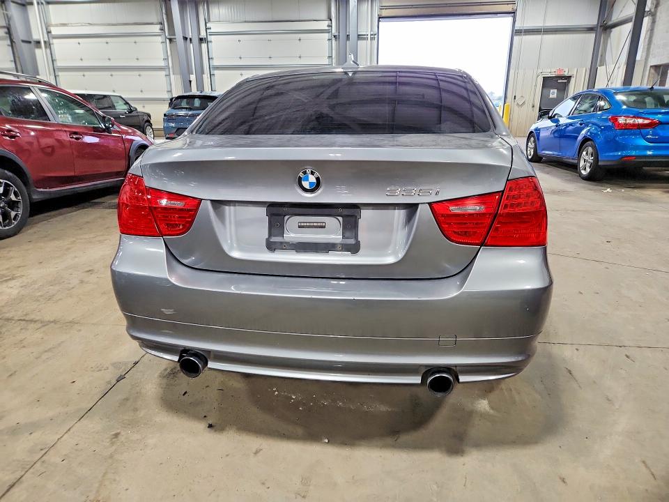 2011 Bmw 335 მანქანა იყიდება აუქციონზე, vin: WBAPM5C52BE576747, აუქციონის ნომერი: 51435206