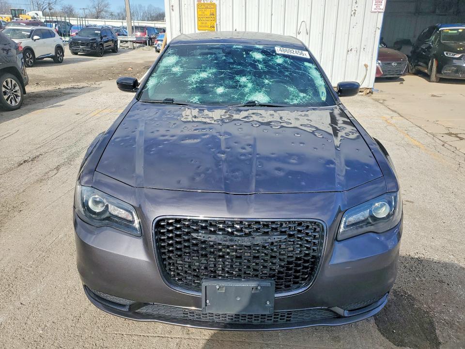 Продаж на аукціоні авто 2020 Chrysler 300, vin: 2C3CCAAG7LH220536, номер лоту: 48692456
