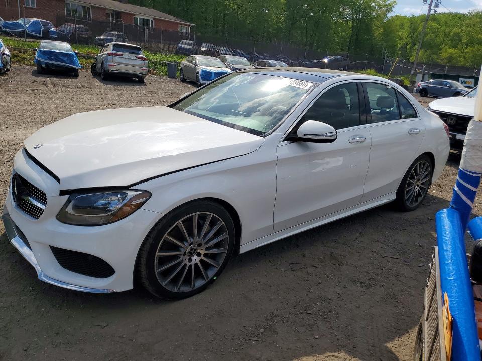 51169666 :رقم المزاد ، 55SWF4JB9HU219339 vin ، 2017 Mercedes-benz C مزاد بيع