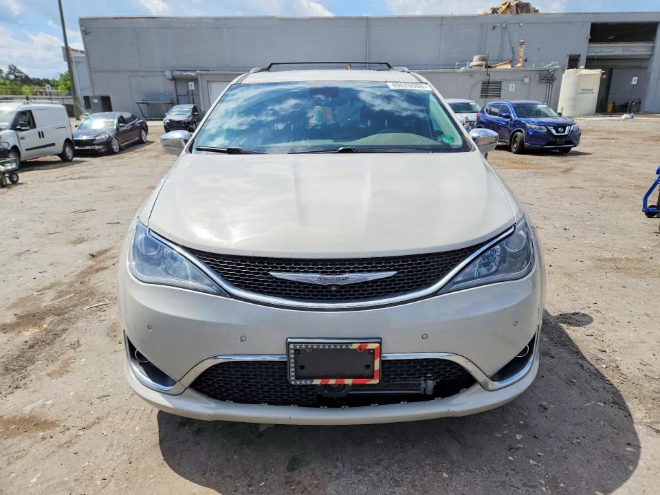 49629986 :رقم المزاد ، 2C4RC1GG5HR704039 vin ، 2017 Chrysler Pacifica مزاد بيع