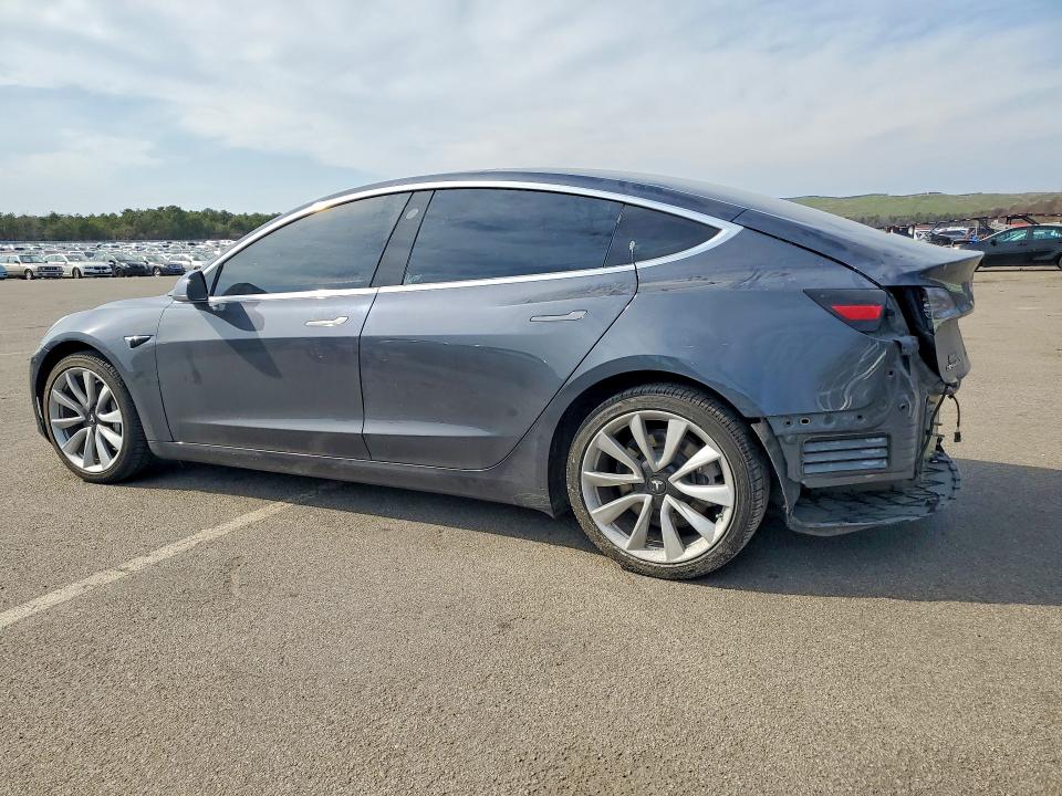 2018 Tesla Model 3 მანქანა იყიდება აუქციონზე, vin: 5YJ3E1EA6JF052743, აუქციონის ნომერი: 48197056