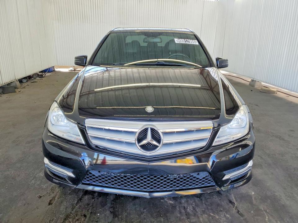 Продажа на аукционе авто 2014 Mercedes-benz C, vin: WDDGF8AB0EG223235, номер лота: 48917906