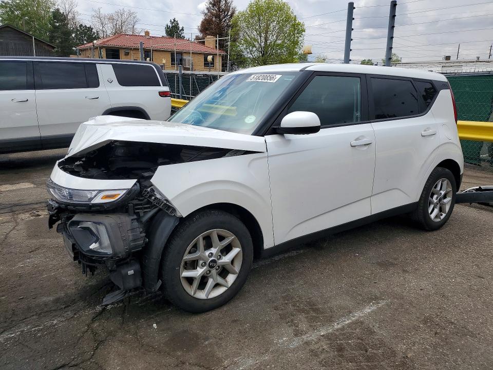 2021 Kia Soul მანქანა იყიდება აუქციონზე, vin: KNDJ23AU7M7144837, აუქციონის ნომერი: 51820856