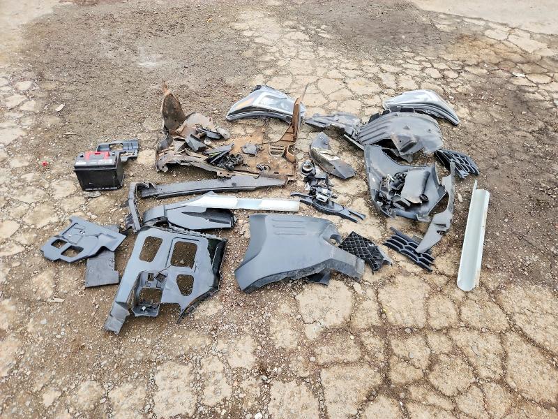50953676 :رقم المزاد ، 4S4BTGUD8N3261979 vin ، 2022 Subaru Outback مزاد بيع