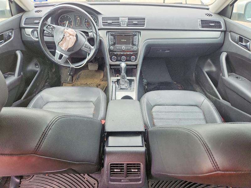 51447636 :رقم المزاد ، 1VWBT7A31FC014267 vin ، 2015 Volkswagen Passat مزاد بيع