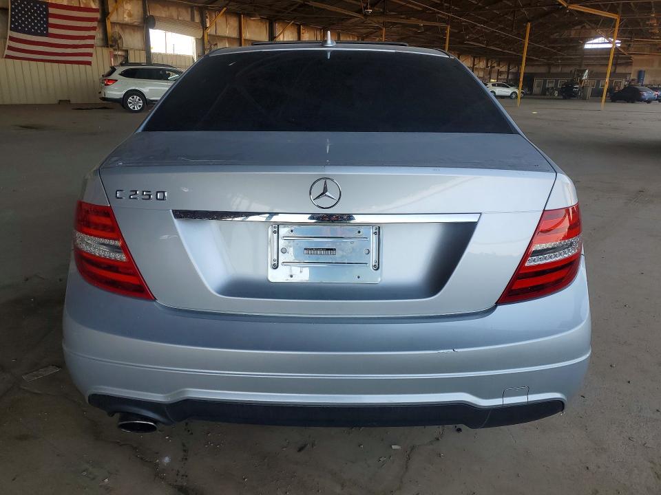 Продажа на аукционе авто 2012 Mercedes-benz C, vin: WDDGF4HBXCA668130, номер лота: 51544616