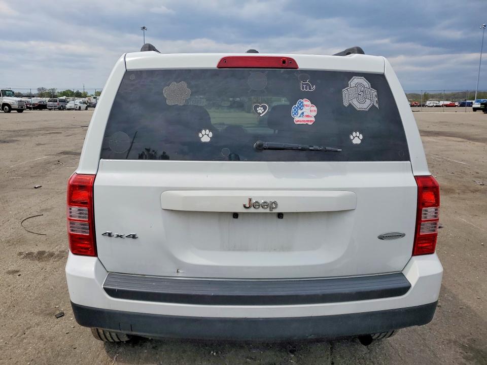 Продаж на аукціоні авто 2016 Jeep Patriot, vin: 1C4NJRFB4GD608462, номер лоту: 49427416