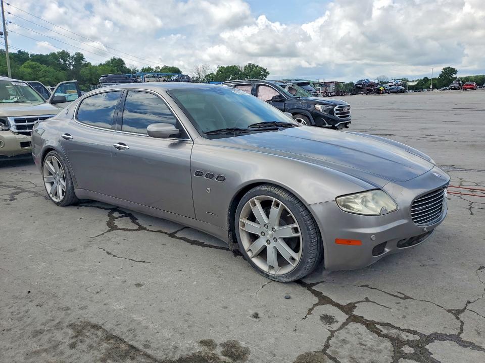 2005 Maserati Quattroporte მანქანა იყიდება აუქციონზე, vin: ZAMCE39A250018983, აუქციონის ნომერი: 47814226