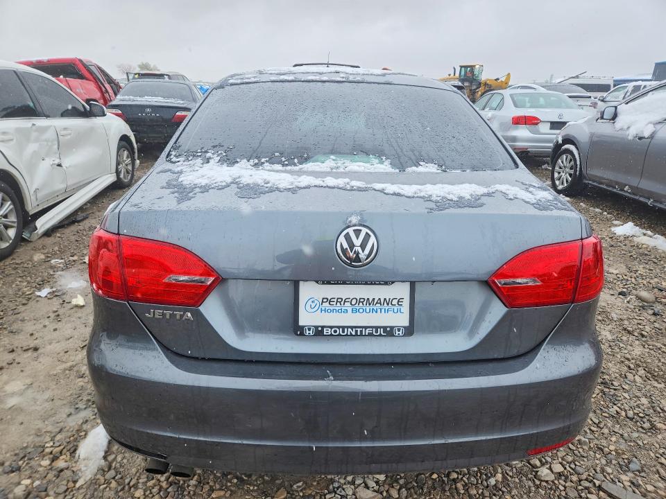 2014 Volkswagen Jetta მანქანა იყიდება აუქციონზე, vin: 3VW2K7AJ4EM250474, აუქციონის ნომერი: 50310306