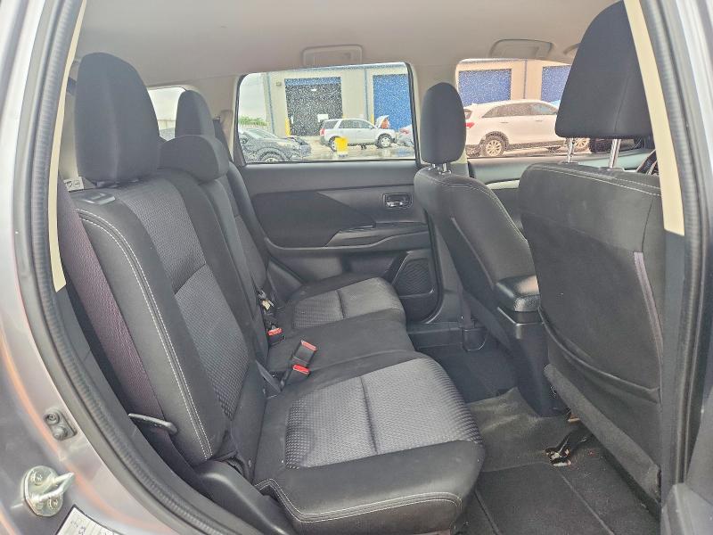 Продажа на аукционе авто 2017 Mitsubishi Outlander, vin: JA4AD3A33HZ028413, номер лота: 50663636