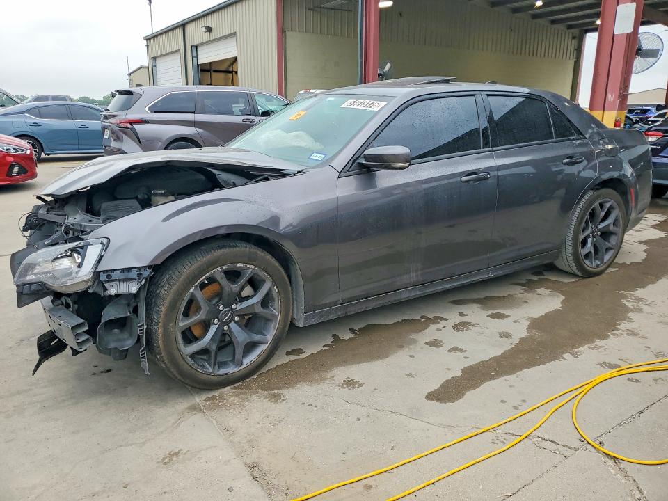 Auction sale of the 2023 Chrysler 300, vin: 2C3CCADG3PH543323, lot number: 51018176