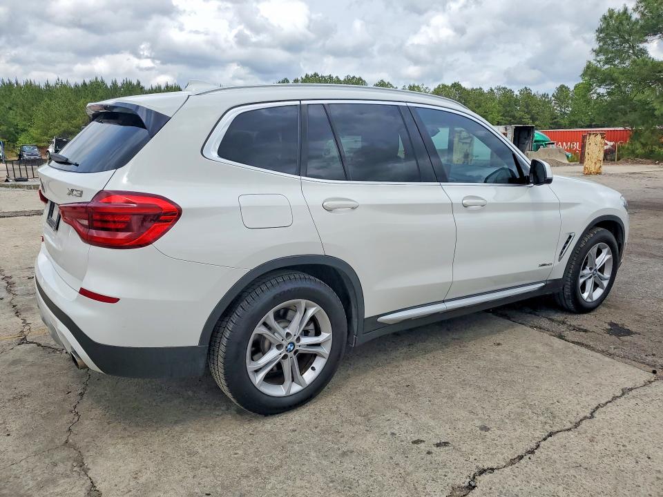 51965176 :رقم المزاد ، 5UXTR9C50JLC79921 vin ، 2018 Bmw X3 مزاد بيع