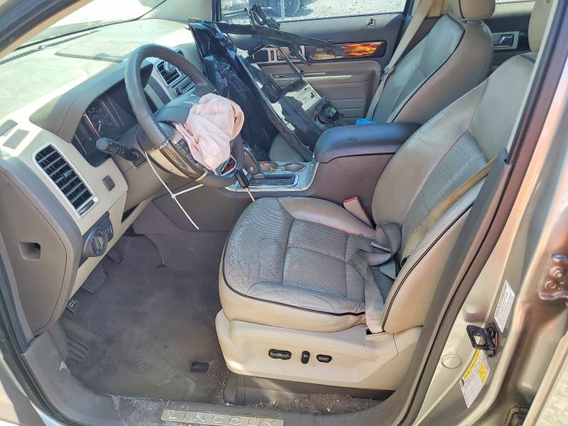 49953796 :رقم المزاد ، 2LMDU68C48BJ27139 vin ، 2008 Lincoln Townhouse Mkx مزاد بيع