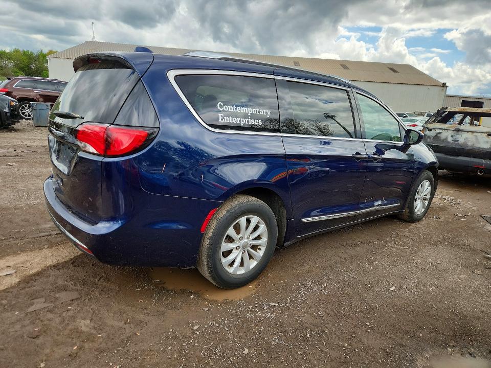 Продаж на аукціоні авто 2019 Chrysler Pacifica, vin: 2C4RC1BG2KR640220, номер лоту: 51815526