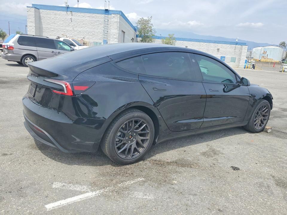 2024 Tesla Model 3 მანქანა იყიდება აუქციონზე, vin: 5YJ3E1EA8RF834196, აუქციონის ნომერი: 48677926