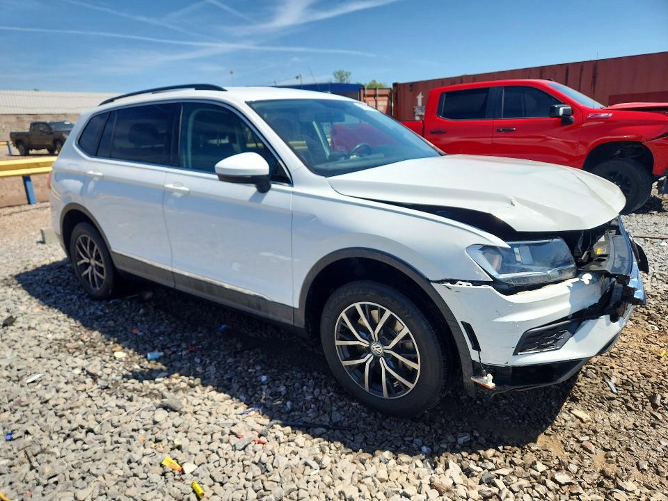 2020 Volkswagen Tiguan მანქანა იყიდება აუქციონზე, vin: 3VV3B7AXXLM090661, აუქციონის ნომერი: 49006806