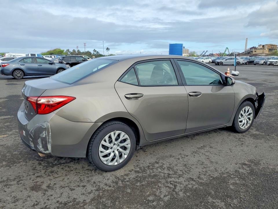 48709686 :رقم المزاد ، 5YFBURHE5KP918157 vin ، 2019 Toyota Corolla مزاد بيع