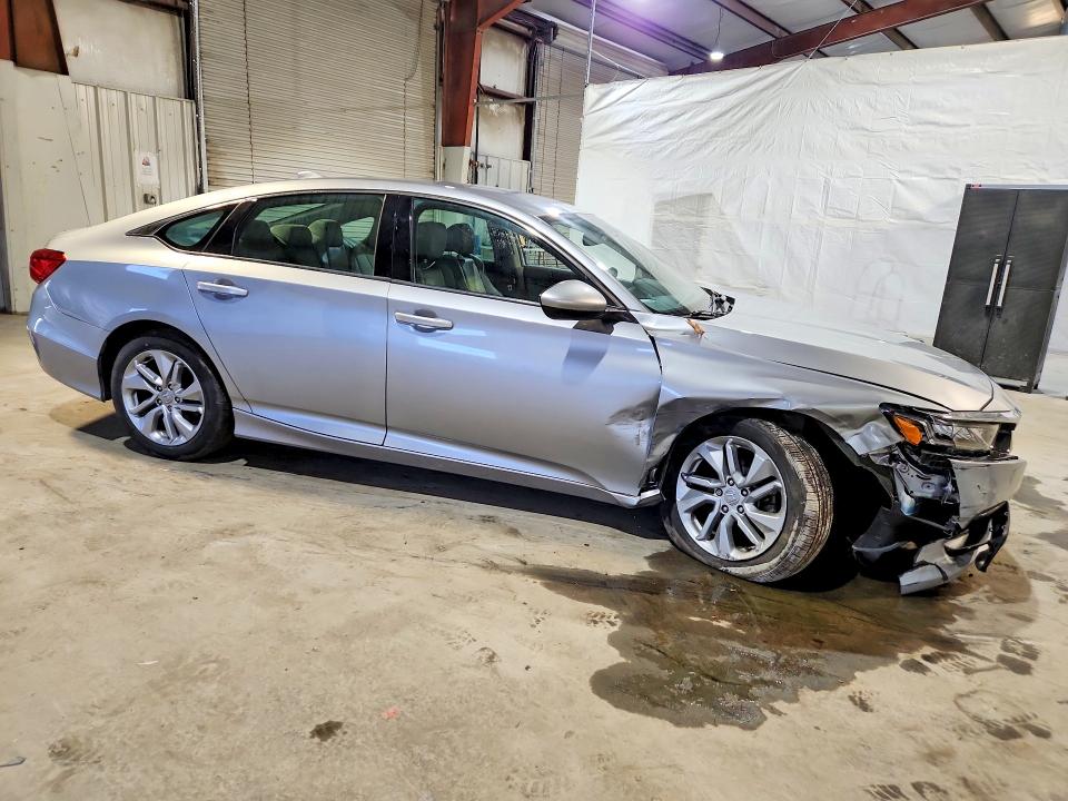 Auction sale of the 2020 Honda Accord, vin: 1HGCV1F17LA063066, lot number: 49648726