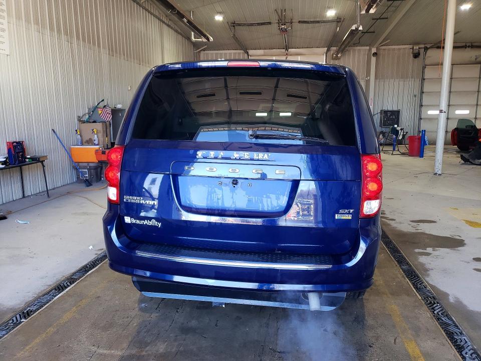 2015 Dodge Grand Caravan მანქანა იყიდება აუქციონზე, vin: 2C4RDGCG3FR604394, აუქციონის ნომერი: 48969516
