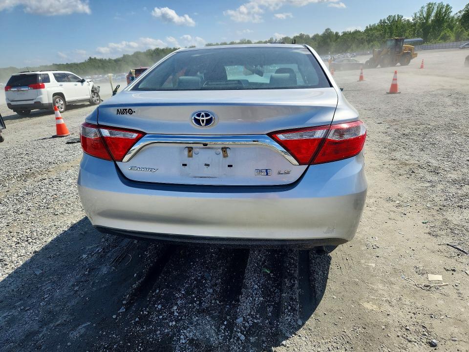 2015 Toyota Camry Hybrid მანქანა იყიდება აუქციონზე, vin: 4T1BD1FK4FU166000, აუქციონის ნომერი: 51559846